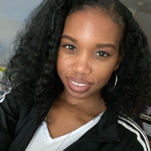 Meet your Posher, Destiny